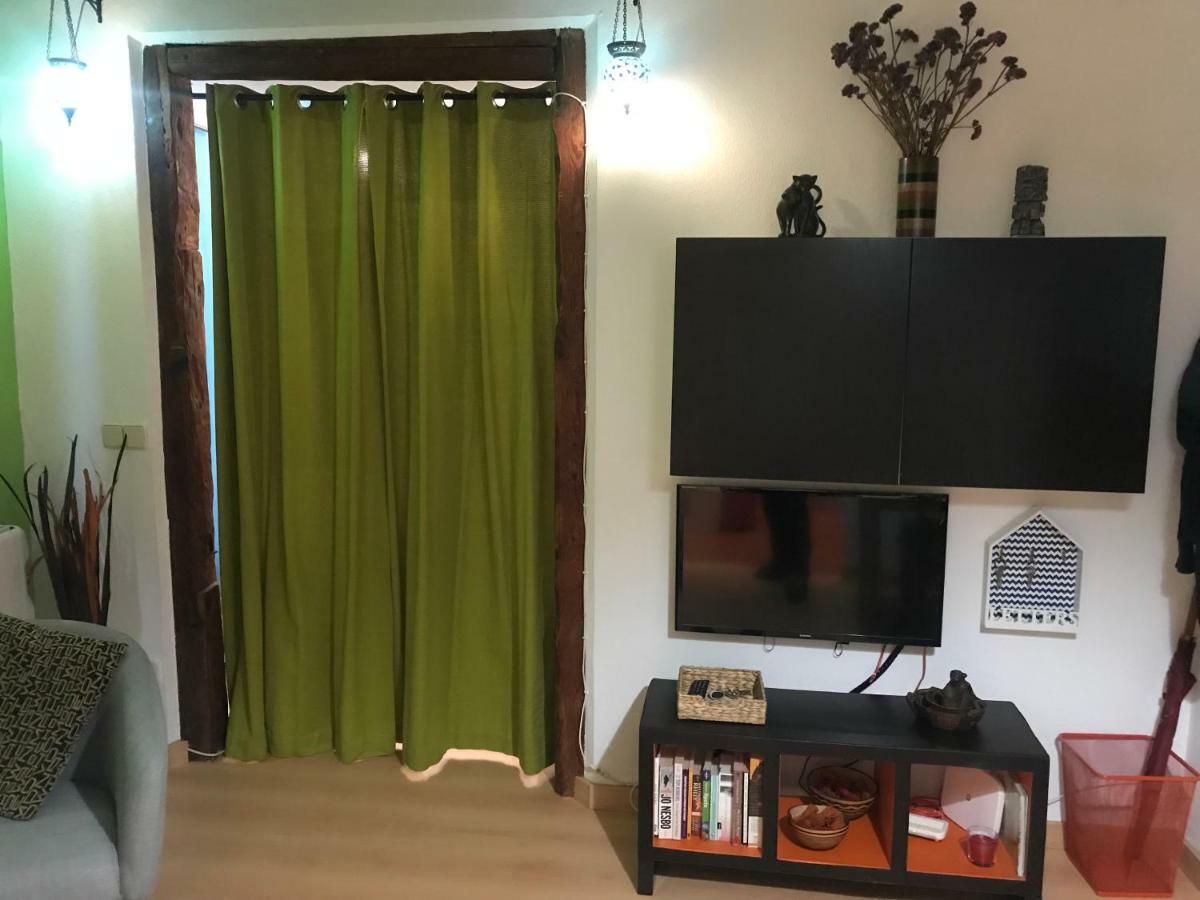 Apartamento En Corrala Madrid Esterno foto