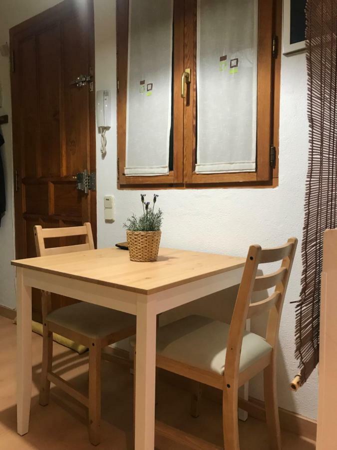 Apartamento En Corrala Madrid Esterno foto
