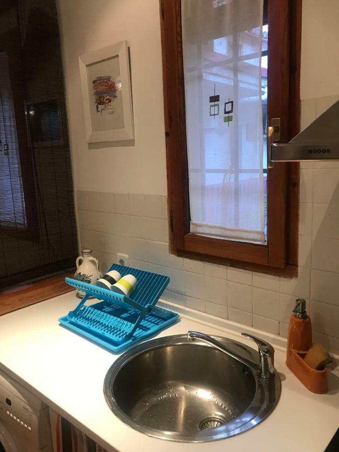 Apartamento En Corrala Madrid Esterno foto