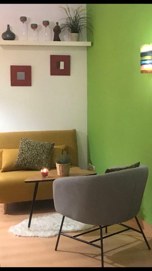 Apartamento En Corrala Madrid Esterno foto