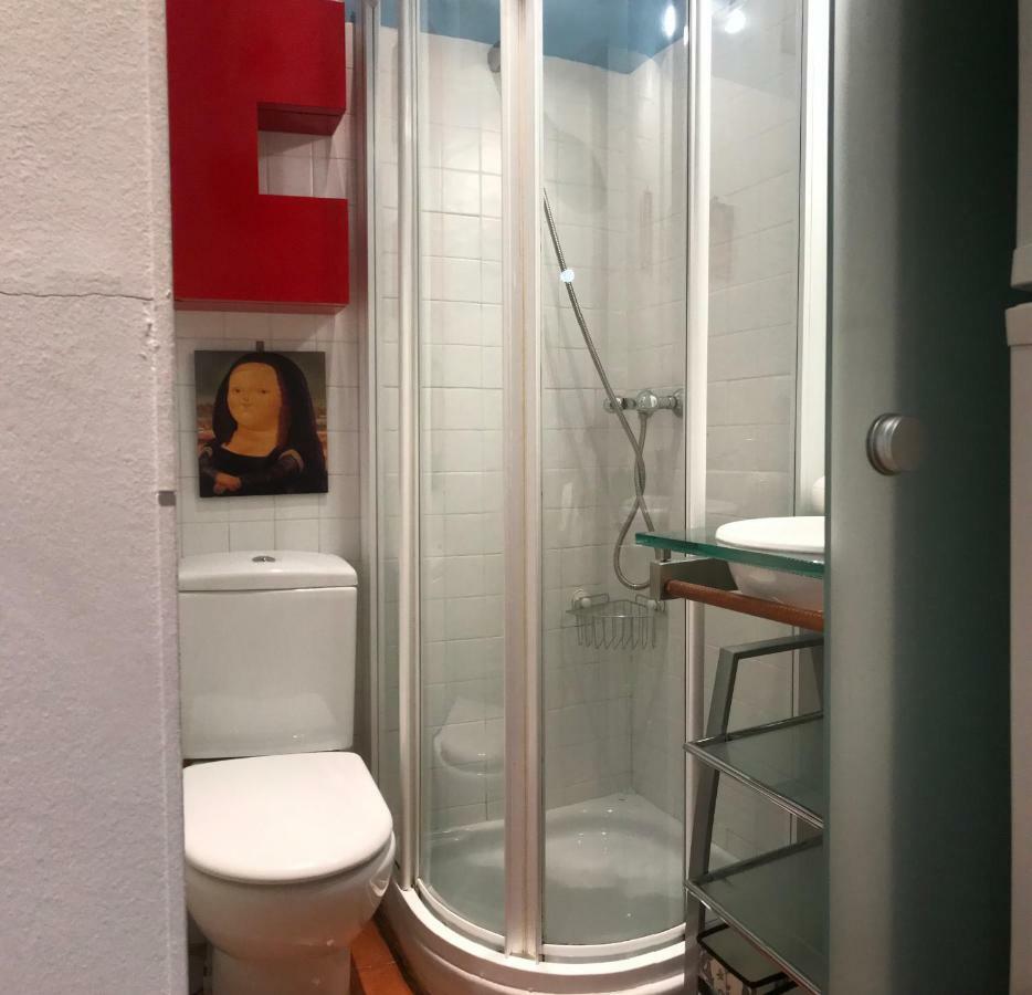 Apartamento En Corrala Madrid Esterno foto