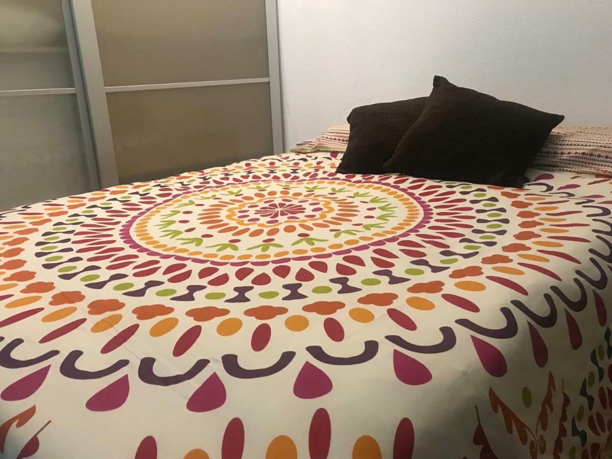 Apartamento En Corrala Madrid Esterno foto